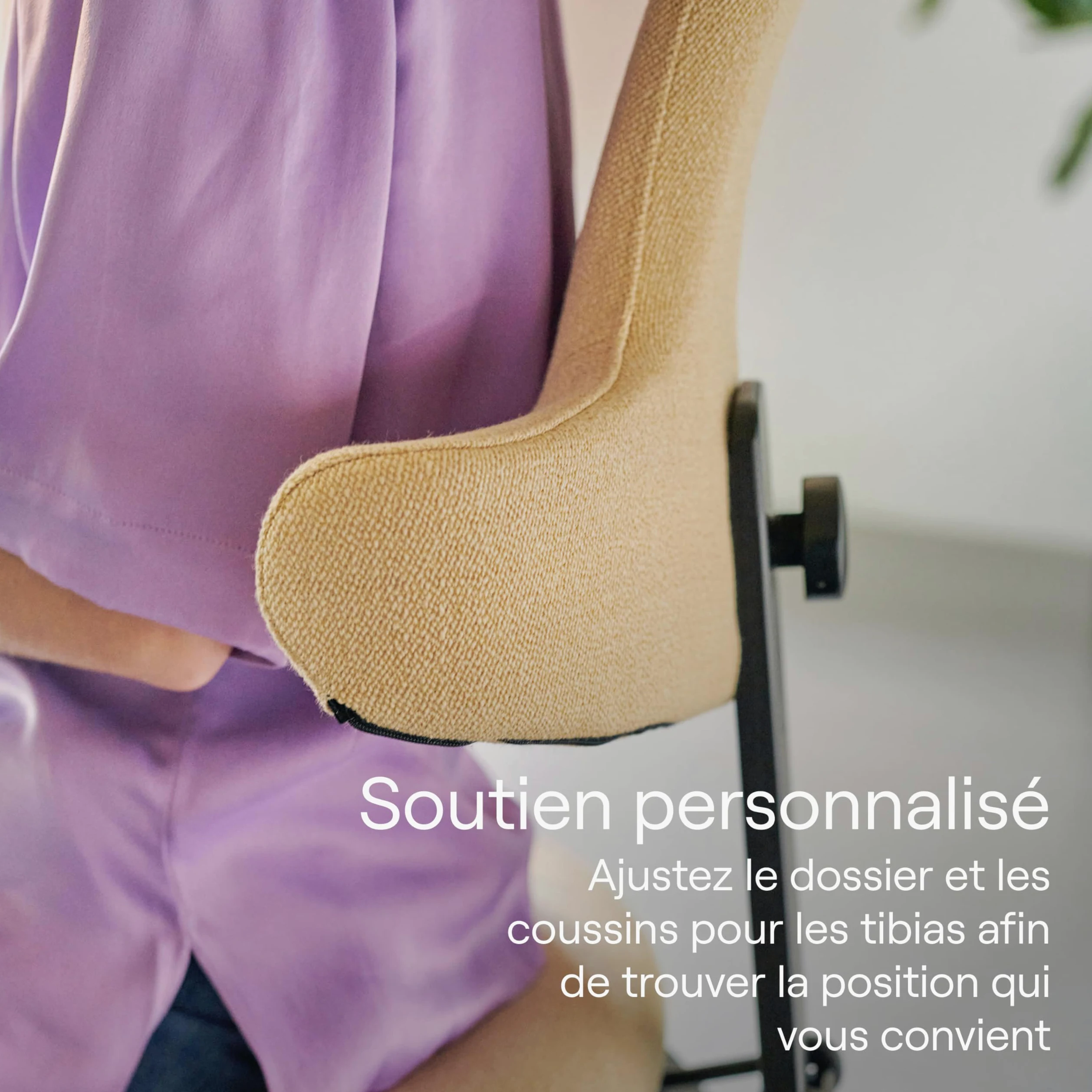 Varier Thatsit Fauteuil genoux ergonomique réglable en hauteur avec dossier et cadre en bois de hêtre pour une assise active Marron/noir