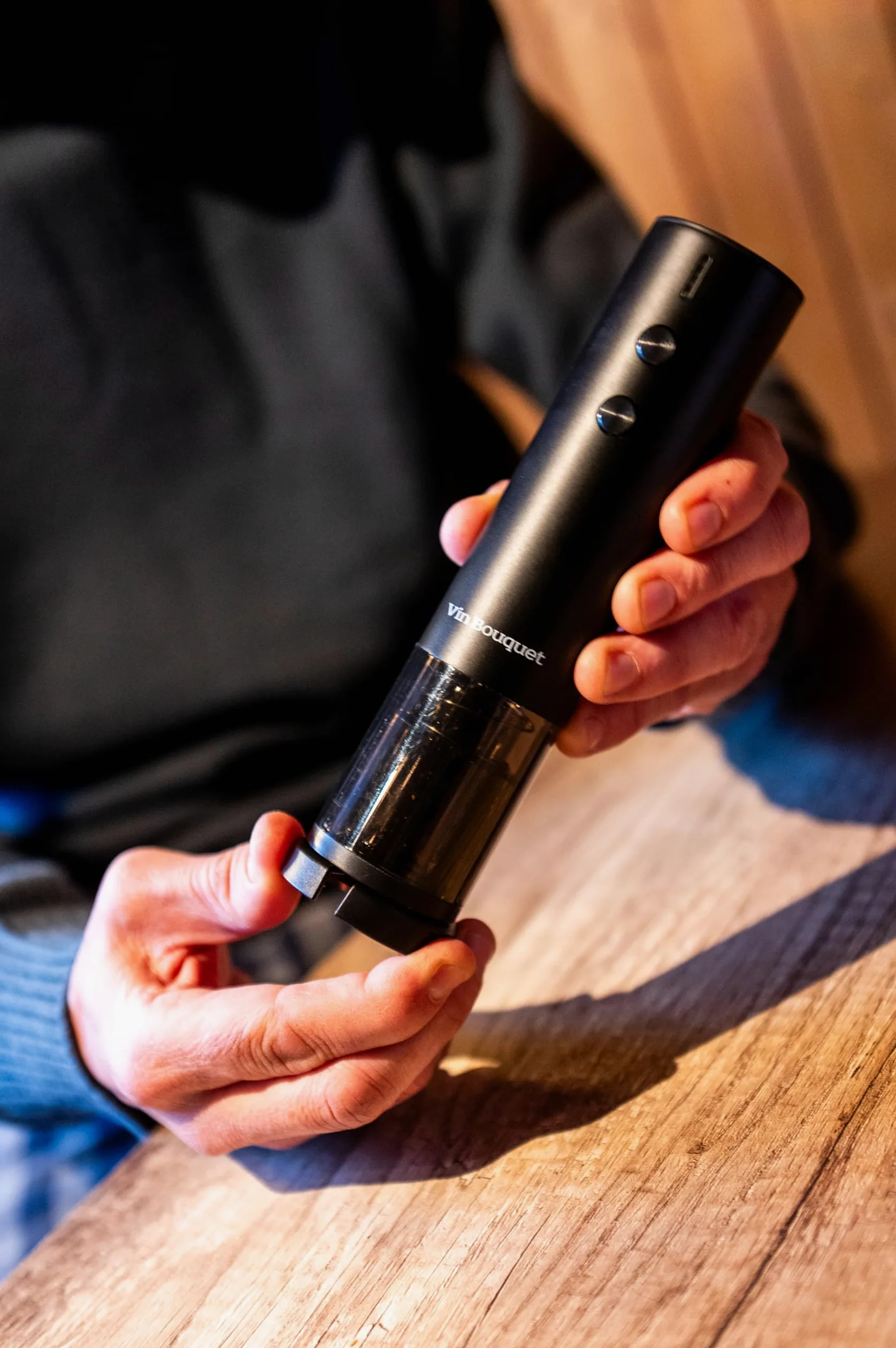 Vin Bouquet FID 002 tire bouchon électrique professionnel avec base rechargeable ouvre bouteille vin