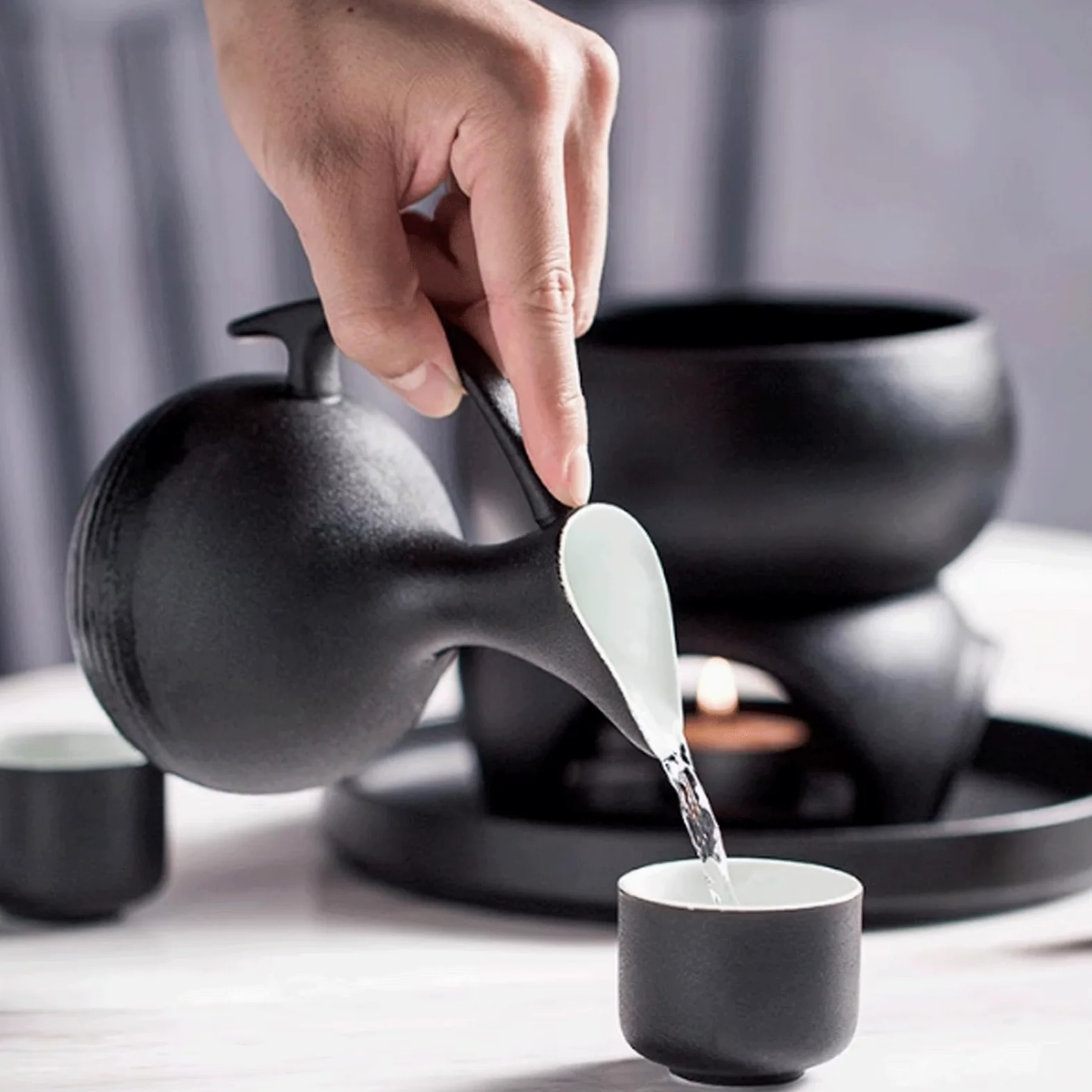 esmen Ensemble de Tasses à saké Japonais, 5 pièces, avec 1 Bouteille de Service à saké et 4 Tasses à saké, Tasses en céramique, Verres à vin artisanaux