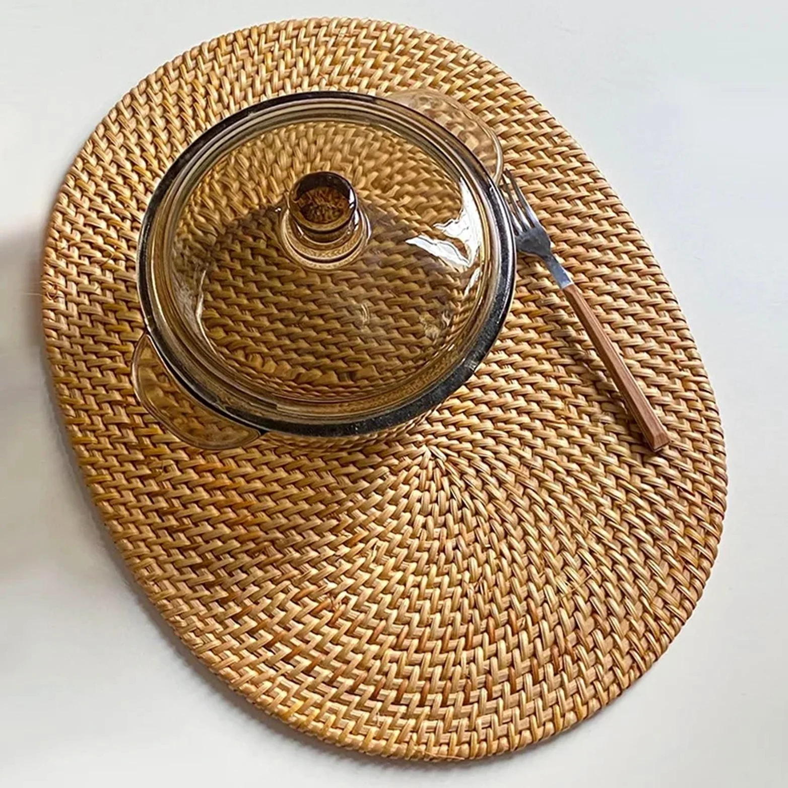 Sets de Table en Osier Napperon Ovale tissé en rotin, 1 pièce, antidérapant, résistant à la Chaleur, Tapis de décoration Table Manger Cuisine Domicile(L)