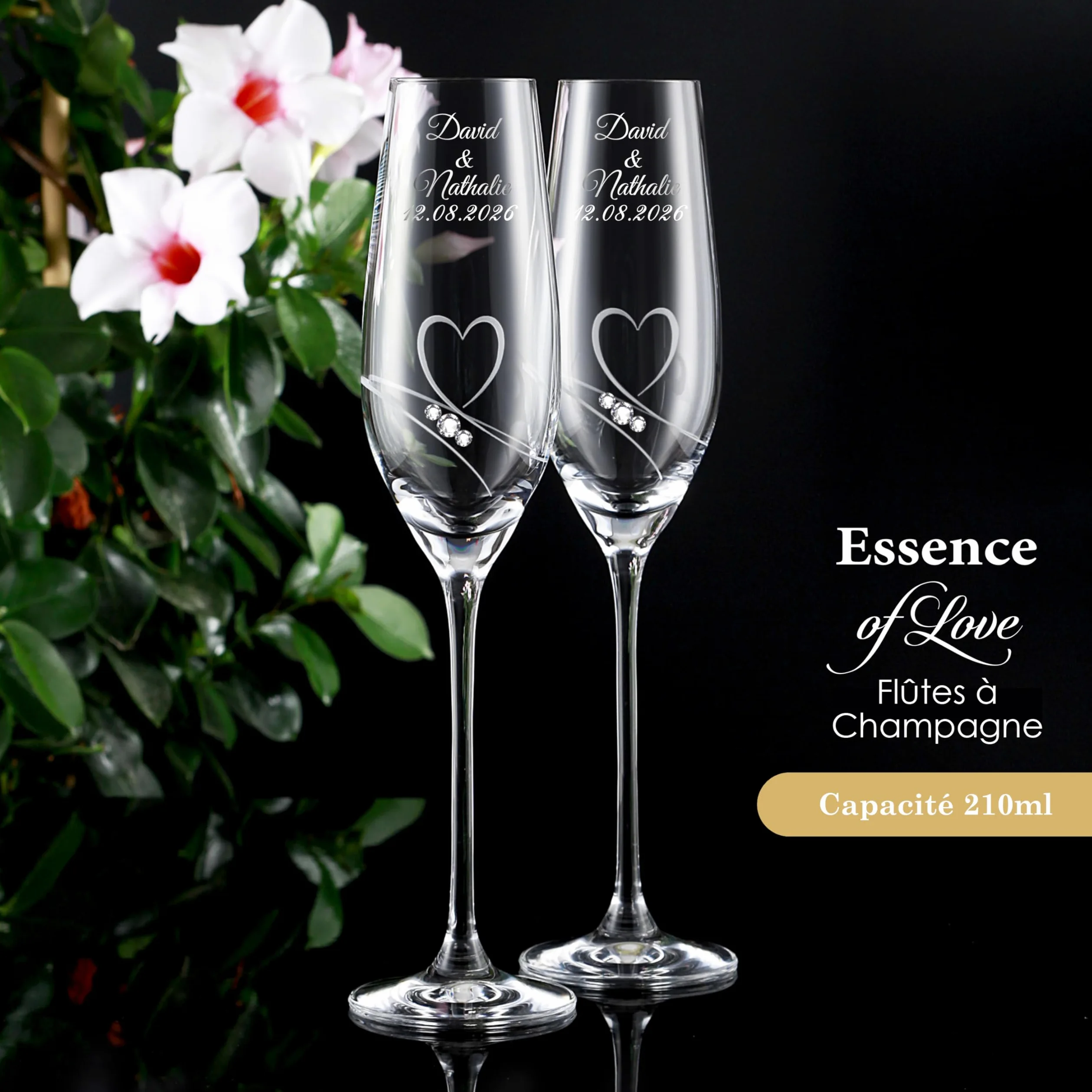 Essence of Love Flûtes à Champagne Personnalisées - Verre a Champagne, Cadeau de Mariage, Verre Personnalisé avec Noms et Date Gravés, cristal sans plomb, fabriqué en Europe - Set de 2 (210ml)