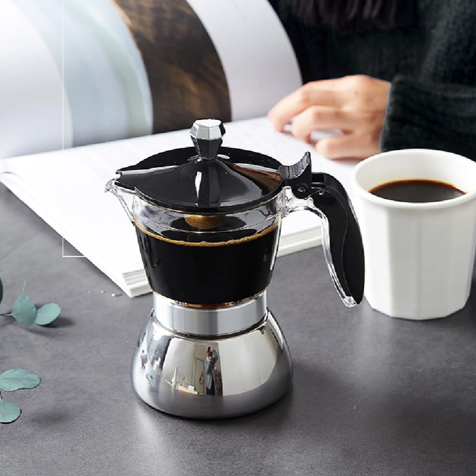 Cafetière italienne en acier inoxydable avec couvercle transparent pour faciliter l'infusion du café, capacité de 4/6 tasses, idéale pour la maison ou les petites réunions