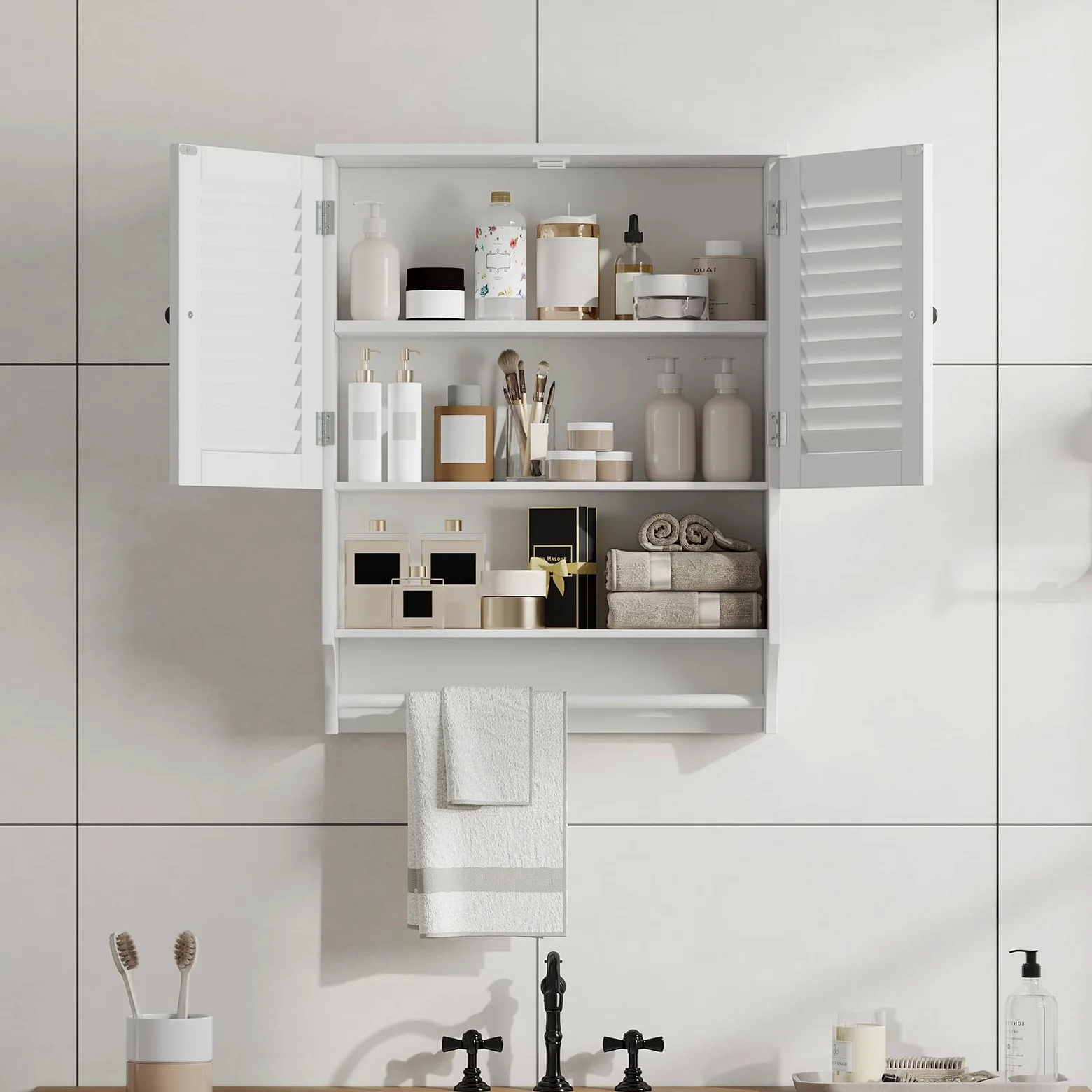 Meuble Salle de Bain Mural 2 Portes, Étagères Réglables avec Barre à Serviettes Blanc