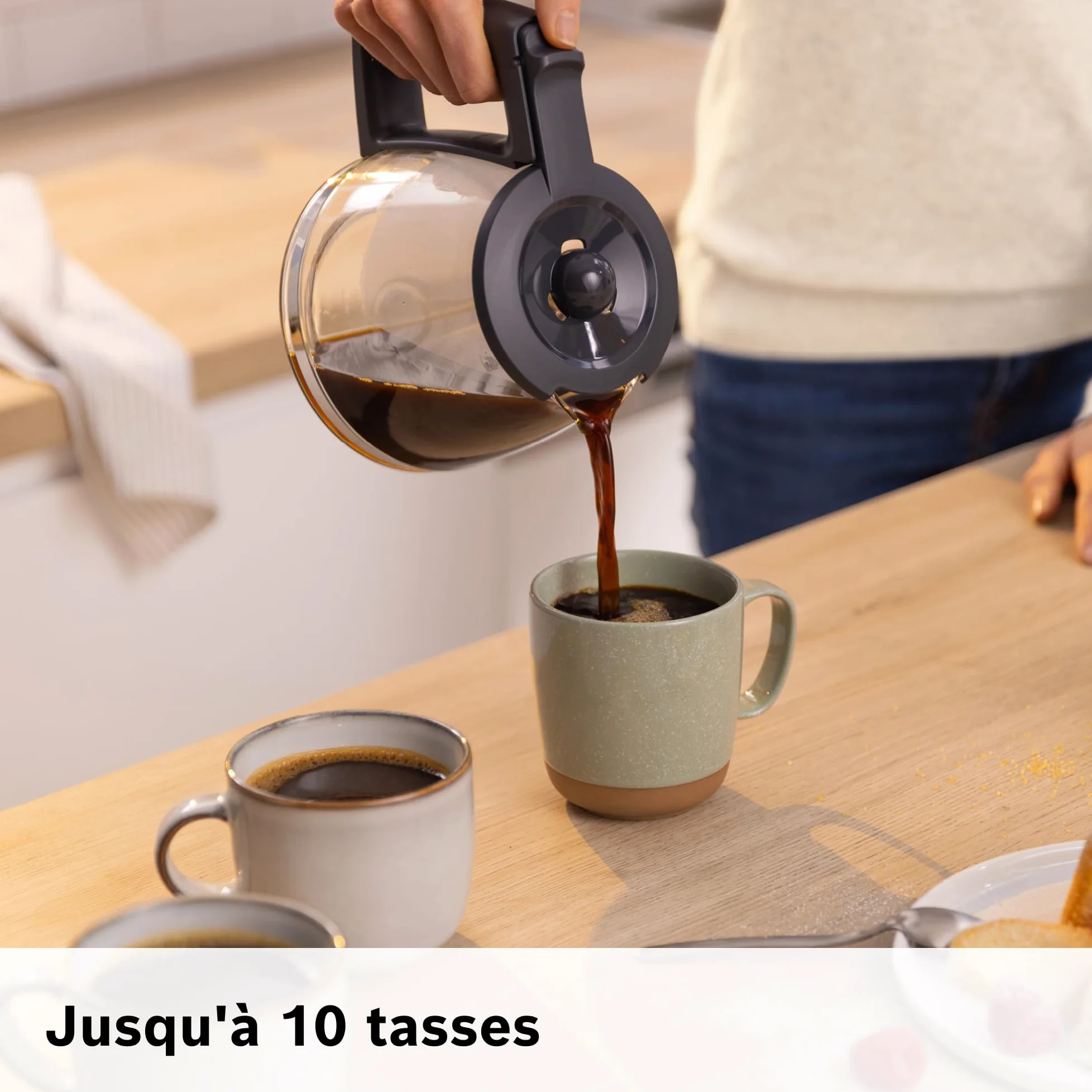 Bosch, machine à café filtre, MyMoment, réservoir d'eau amovible, carafe en verre, arrêt automatique, fonction Anti-Goutte, maintien au chaud 40 minutes, rouge foncé, TKA2M114