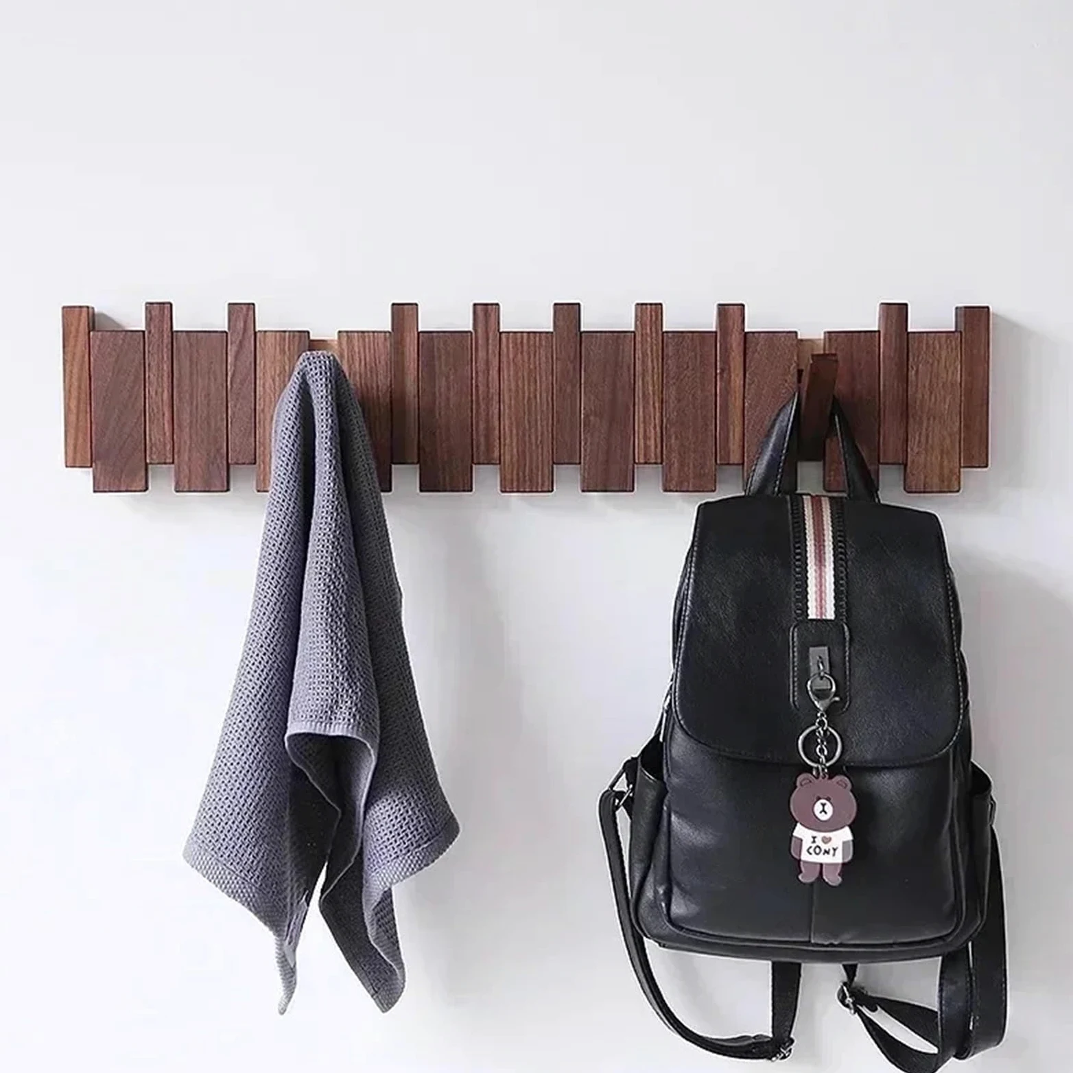 Porte-manteau mural en noyer à suspendre au mur, porte d'entrée, porche, porte-manteau perforé en bois massif perforé pour clés de piano, crochets à vêtements (marron, 32 x 15 cm)