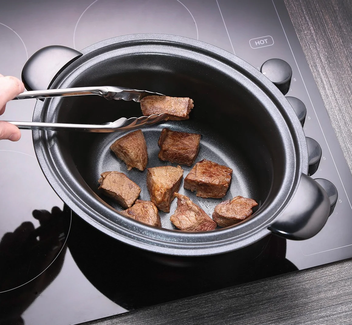 Russell Hobbs Mijoteur Electrique [Familial] Maxicook (6 L, Cuve 2 en 1 en ceramique amovible: cuisson sur plaque ou brûleur à gaz, Commande digitale, 3 réglages de cuisson, Base en inox) 22750-56