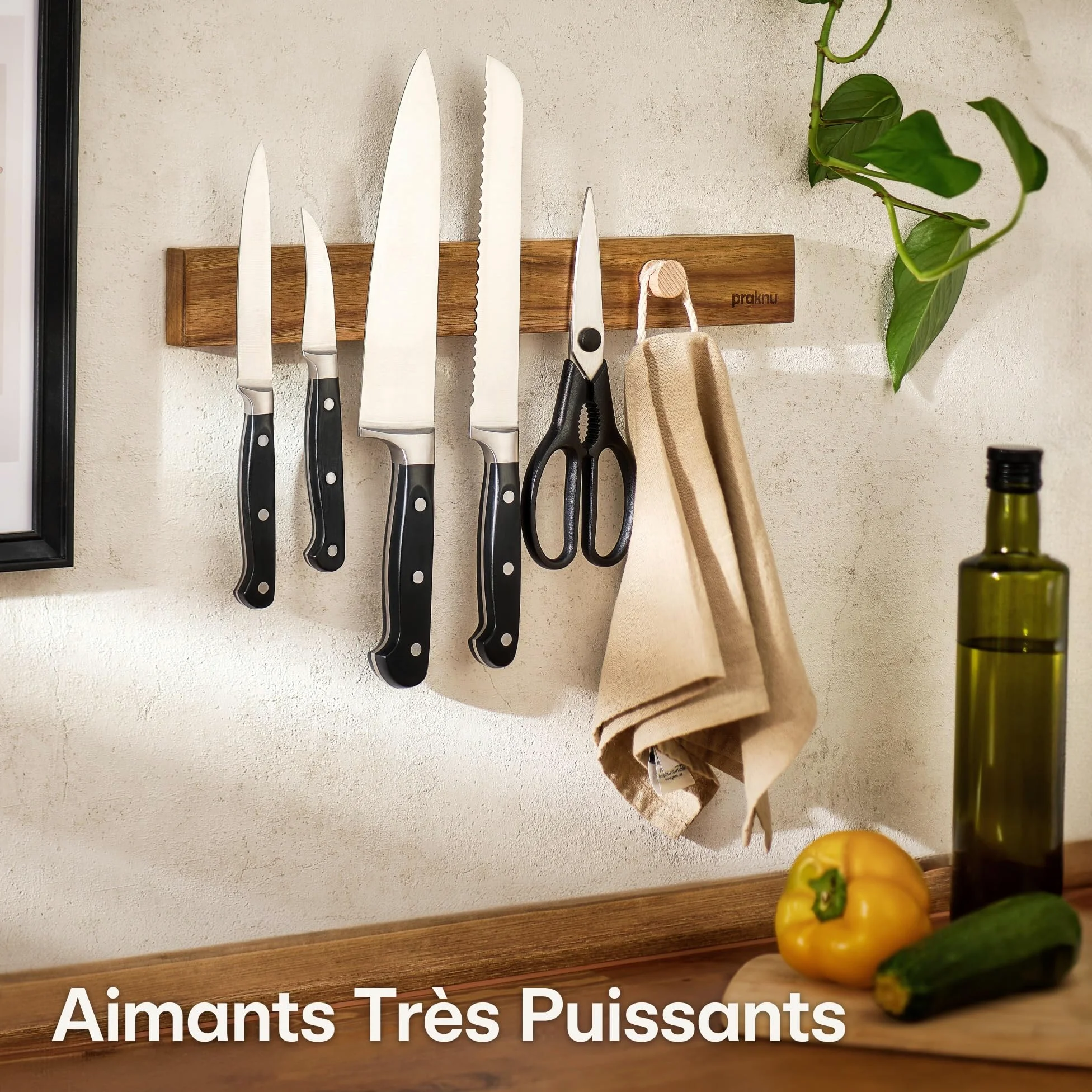Praknu Porte Couteaux Aimanté Autocollante - 40 cm en Bois d’Acacia – Avec 3 Crochets Magnétiques - Barre Murale pour Jusqu’à 8 Couteaux Lourds