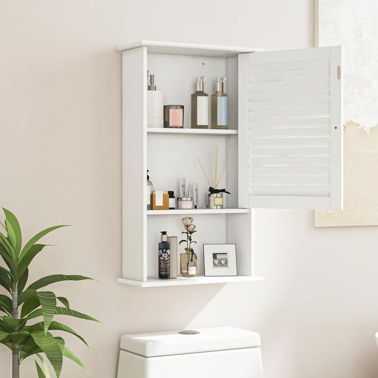 GIANTEX Armoire de Salle de Bain Murale avec Une Porte, 2 étagères réglables et Compartiment Ouvert, Armoire en Bois à 3 Niveaux, Meuble Polyvalent pour la Salle de Bain, Cuisine, entrée (Blanc)
