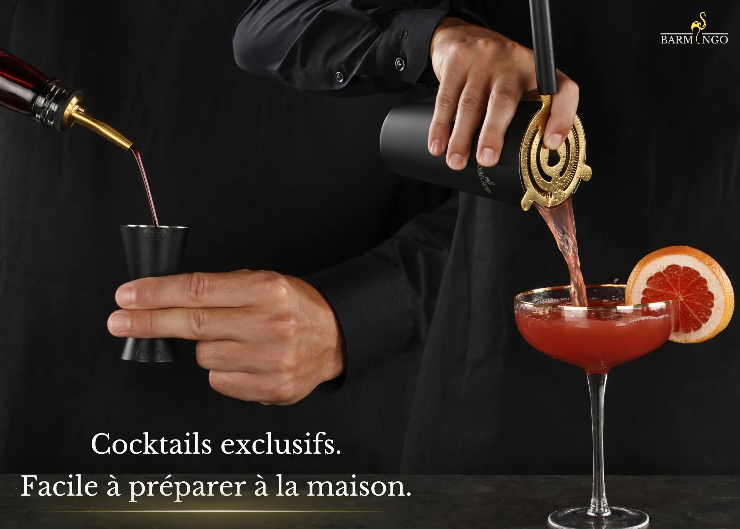 Shaker Cocktail Kit | 11 Pièces, Volume de 700 ML, Noir - Or | Shaker Cocktail INOX avec Support et Accessoires de Bar | Set Barman Cocktail Shaker | Kit Cocktail Professionnel