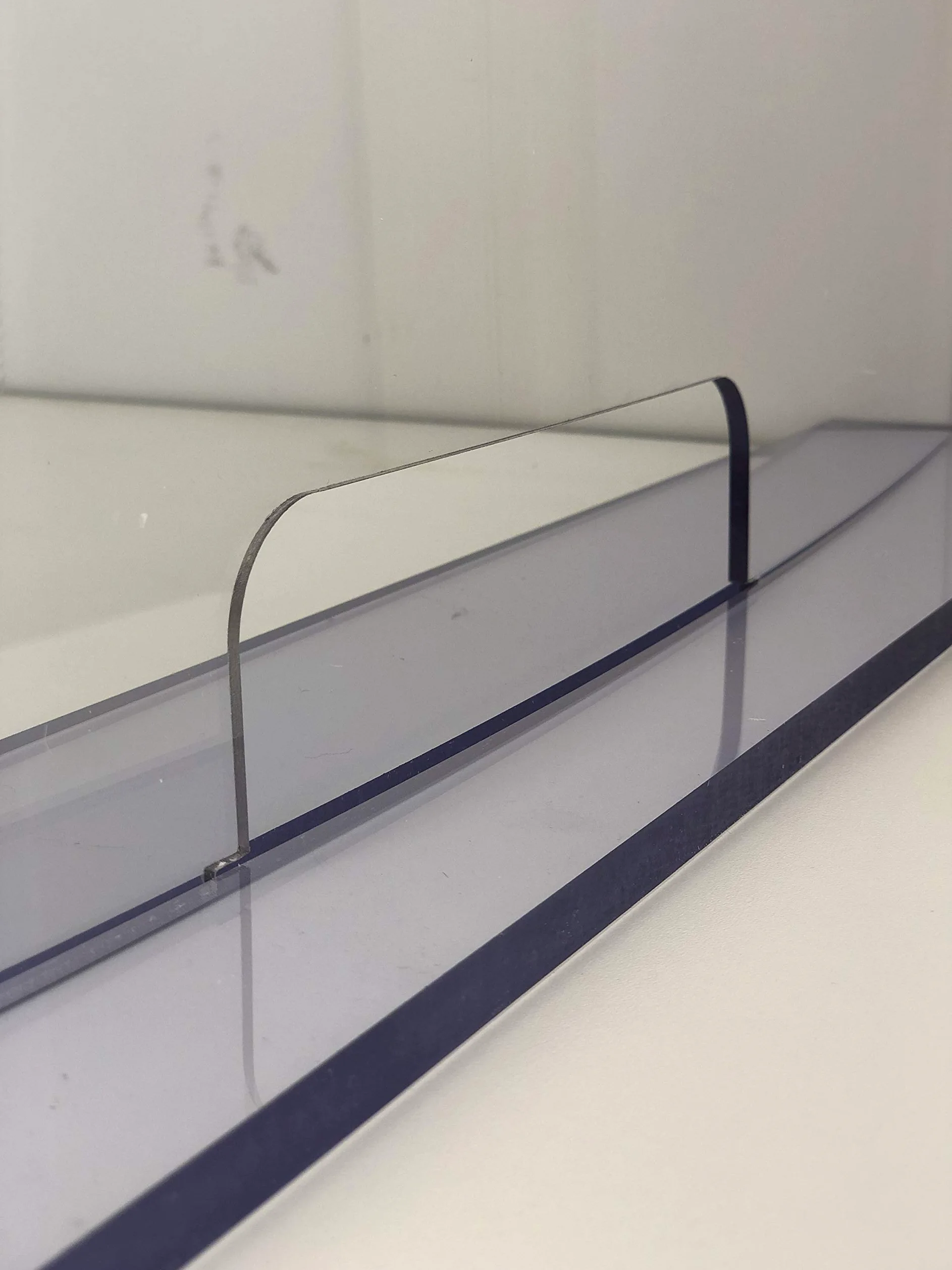 Solarplexius Hygiaphone cloison plexiglass premium ultra transparent séparateur bureau comptoir amovible protection contre microbes bactéries polycarbonate passe document 150X60 cm