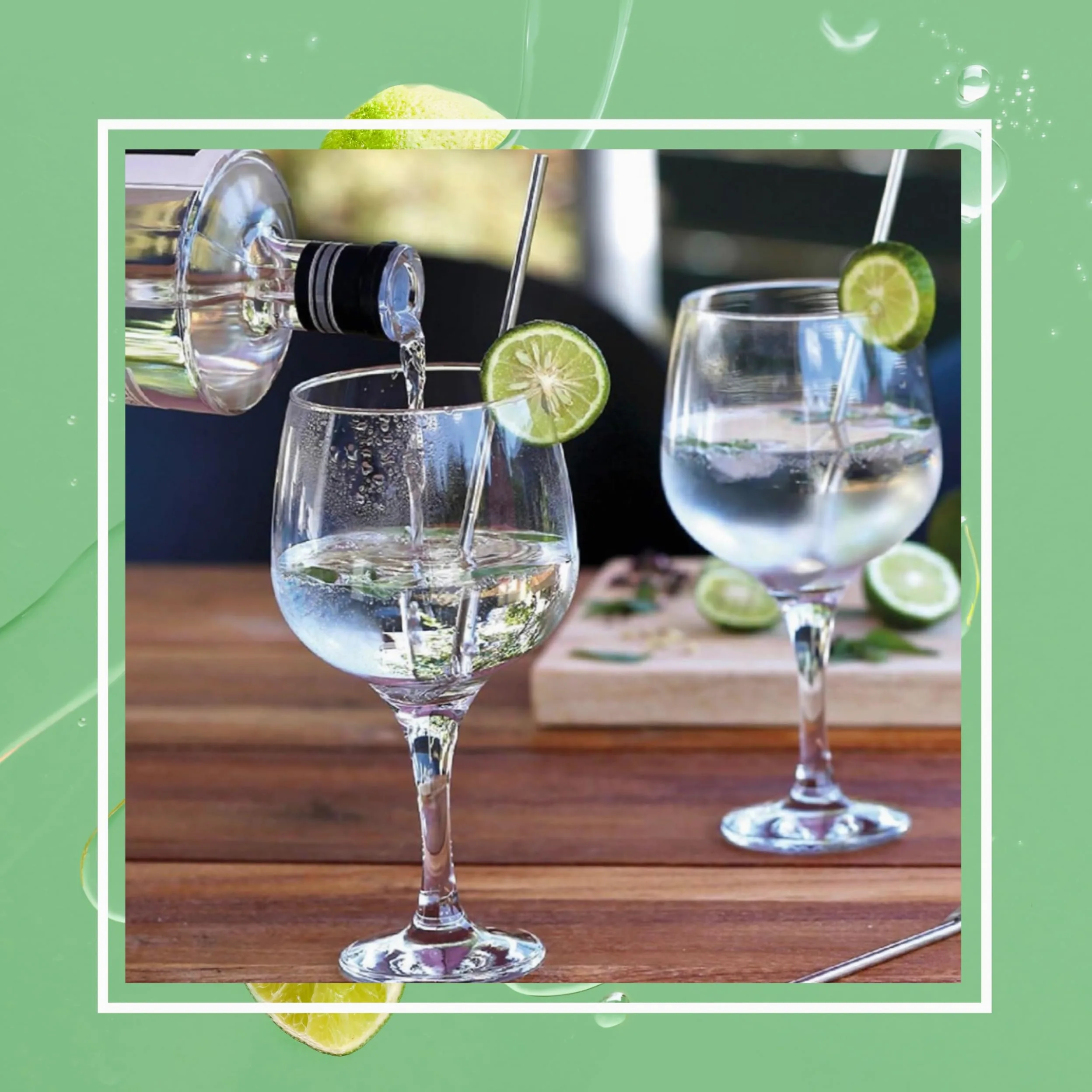 Lebrun Couverts - Coffret Spécial Spritz/Gin & Tonic - 4 Verres cocktails - 4 cuillères paille cocktail - Livre de Recette Inclus