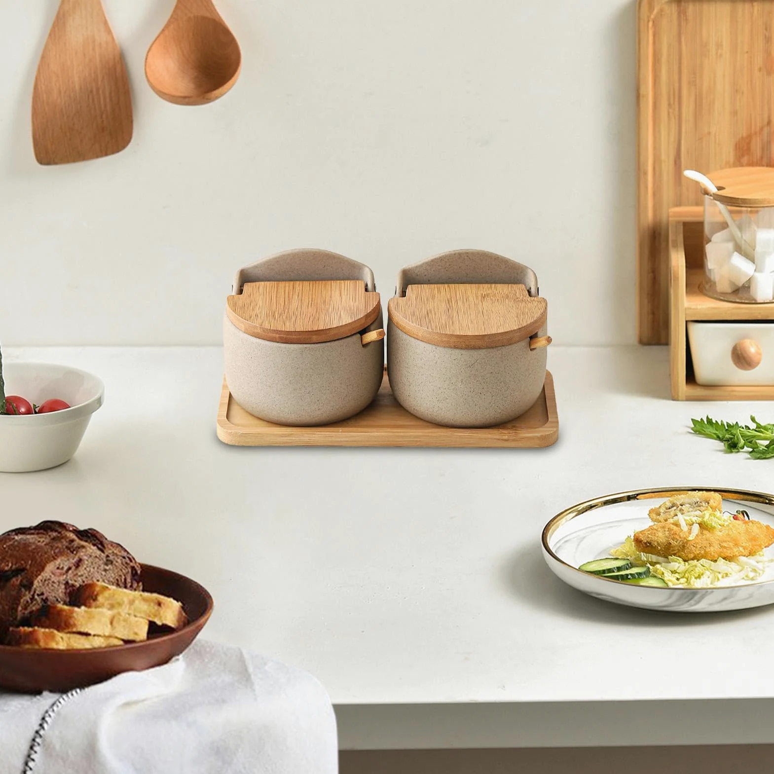 Récipient à sel – Ensemble de rangement de cuisine élégant de 22 cm | Porte-sel polyvalent en céramique – Design élégant avec cuillère et couvercle en bois, idéal pour l'assaisonnement sur