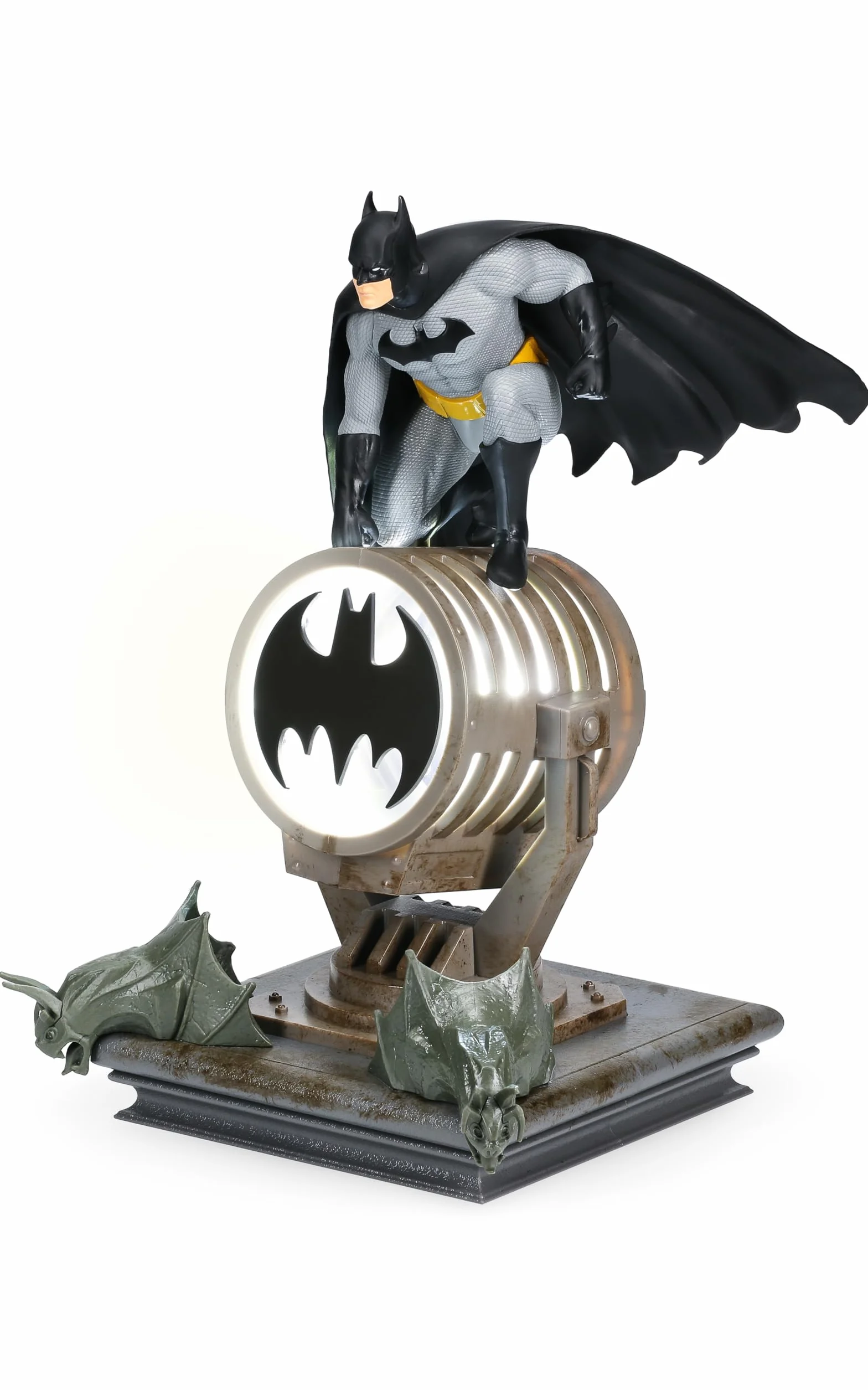 Lampe Figurine Batman - Officiellement Licenciée, Décor & Cadeau DC Super Héros, Lampe Display Collectible pour Fans Comics DC, Alimentée par USB 27” LED