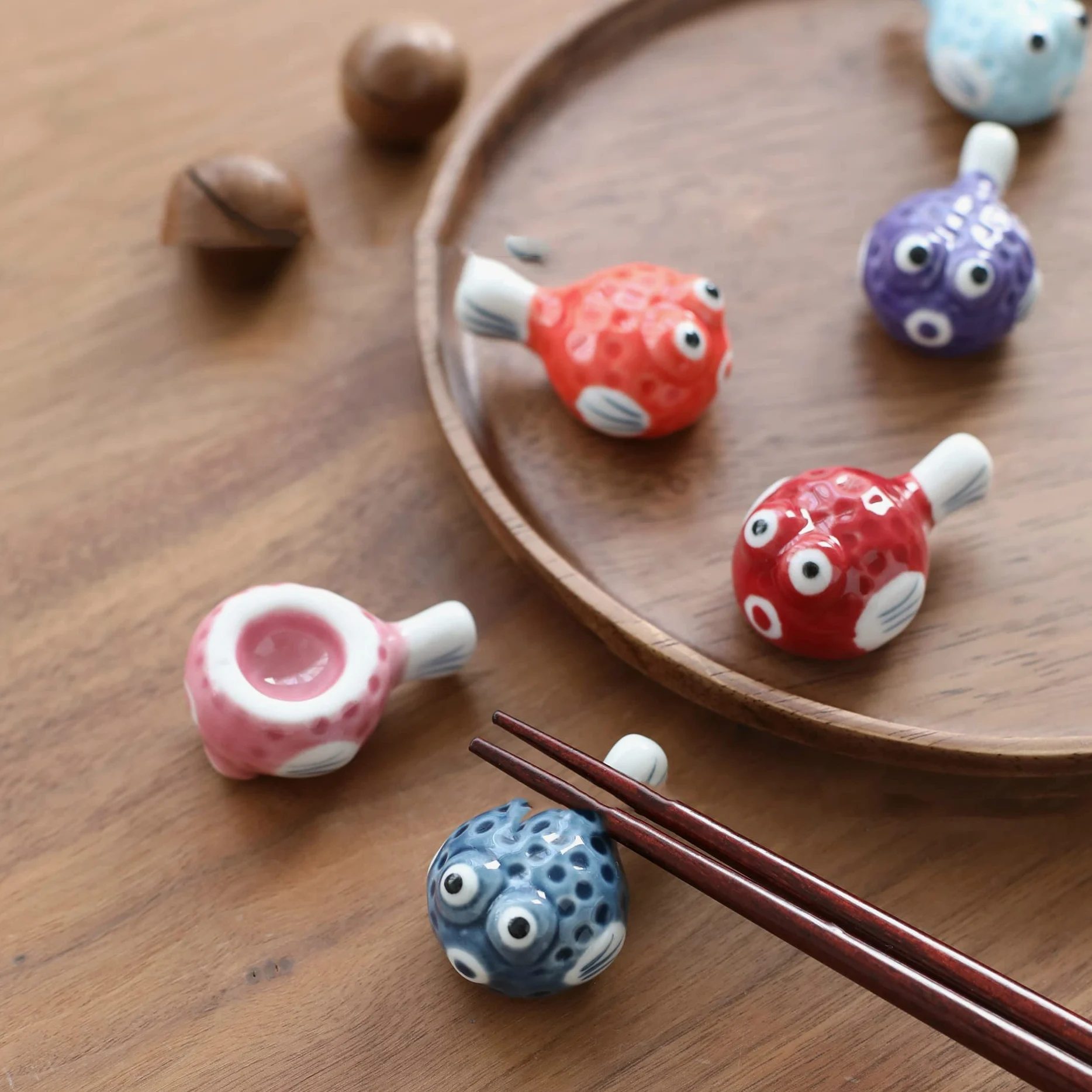 Support De Baguettes en Céramique De Couleur 6 Pièces, Porte-Couverts Créatif en Forme De Poisson, Table De Cuisine De Restaurant pour Couteau Et Fourchette