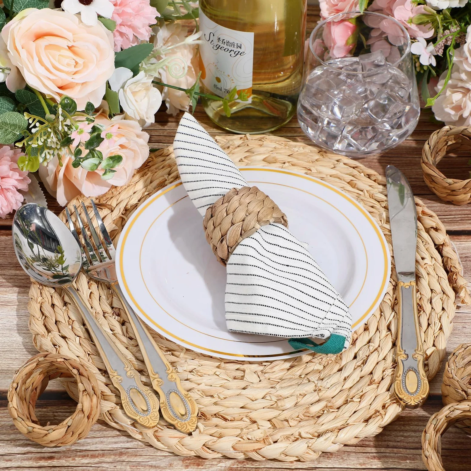 Hsei Lot de 48 ronds de serviette bohème en rotin tissé rustique fait à la main en jacinthe d'eau naturelle pour la Saint-Valentin, Thanksgiving, fête d'anniversaire, dîner