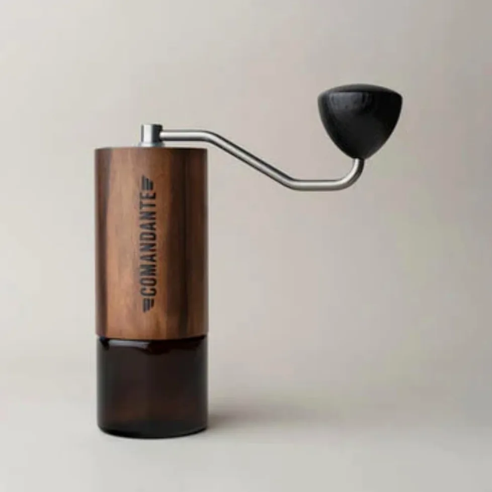 Comandante Moulin à café C40 MK4 Walnuss, Ambre Liquide, Argenté/Marron