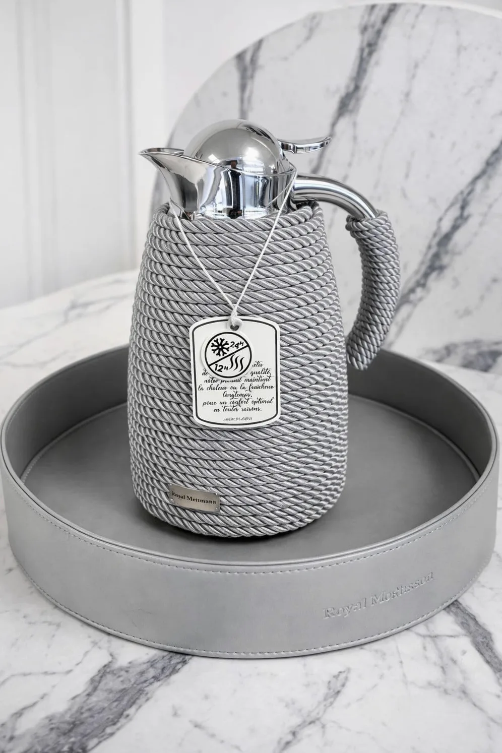 Ensemble Pichet Isotherme 1L + Plateau de Service – Élégance & Confort au Quotidien