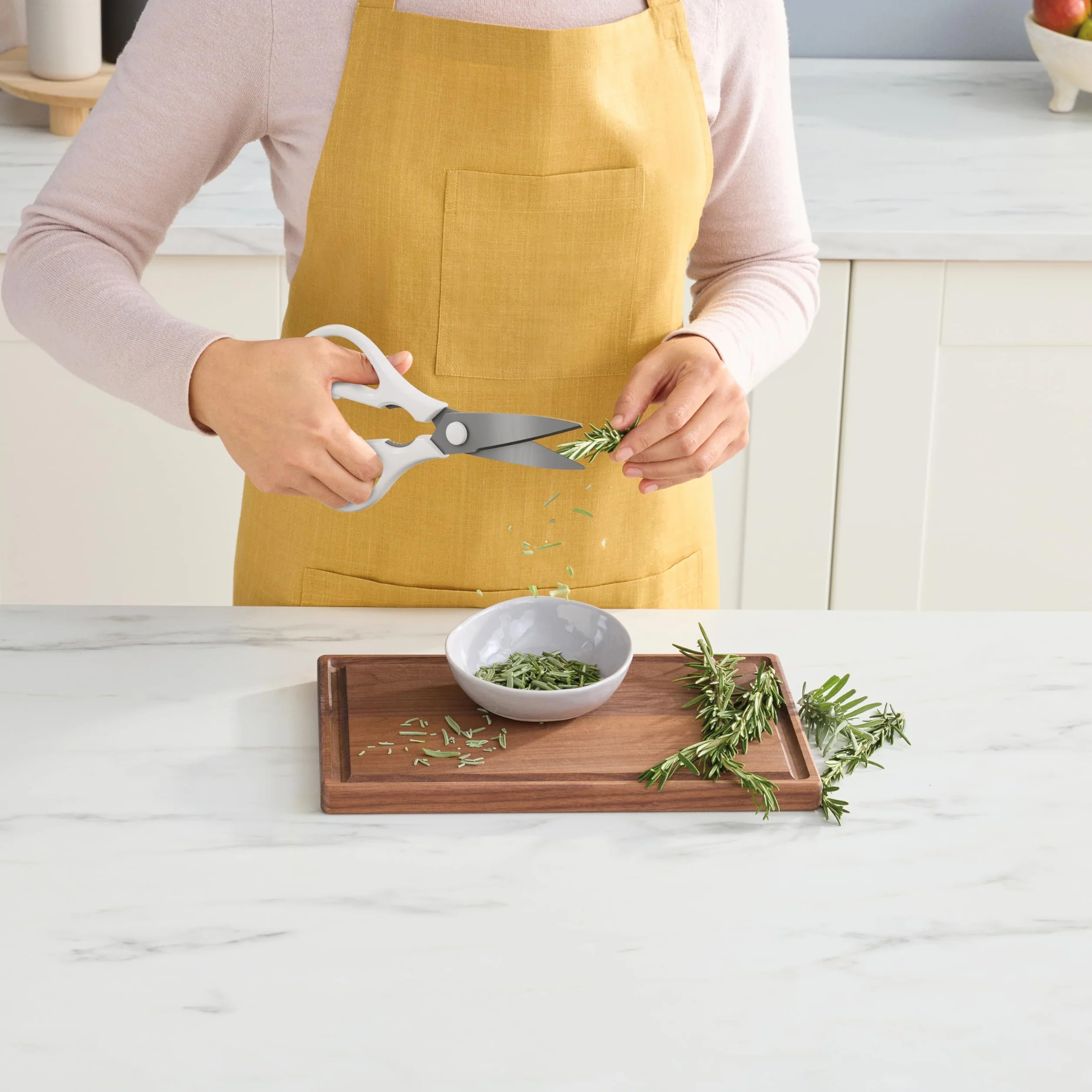Ninja StaySharp Ensemble de couteaux 6 pièces en acier inoxydable avec aiguiseur intégré, ciseaux de cuisine et couteaux de chef, à trancher, à pain, tout usage et d'office, blanc, K62006EUWH