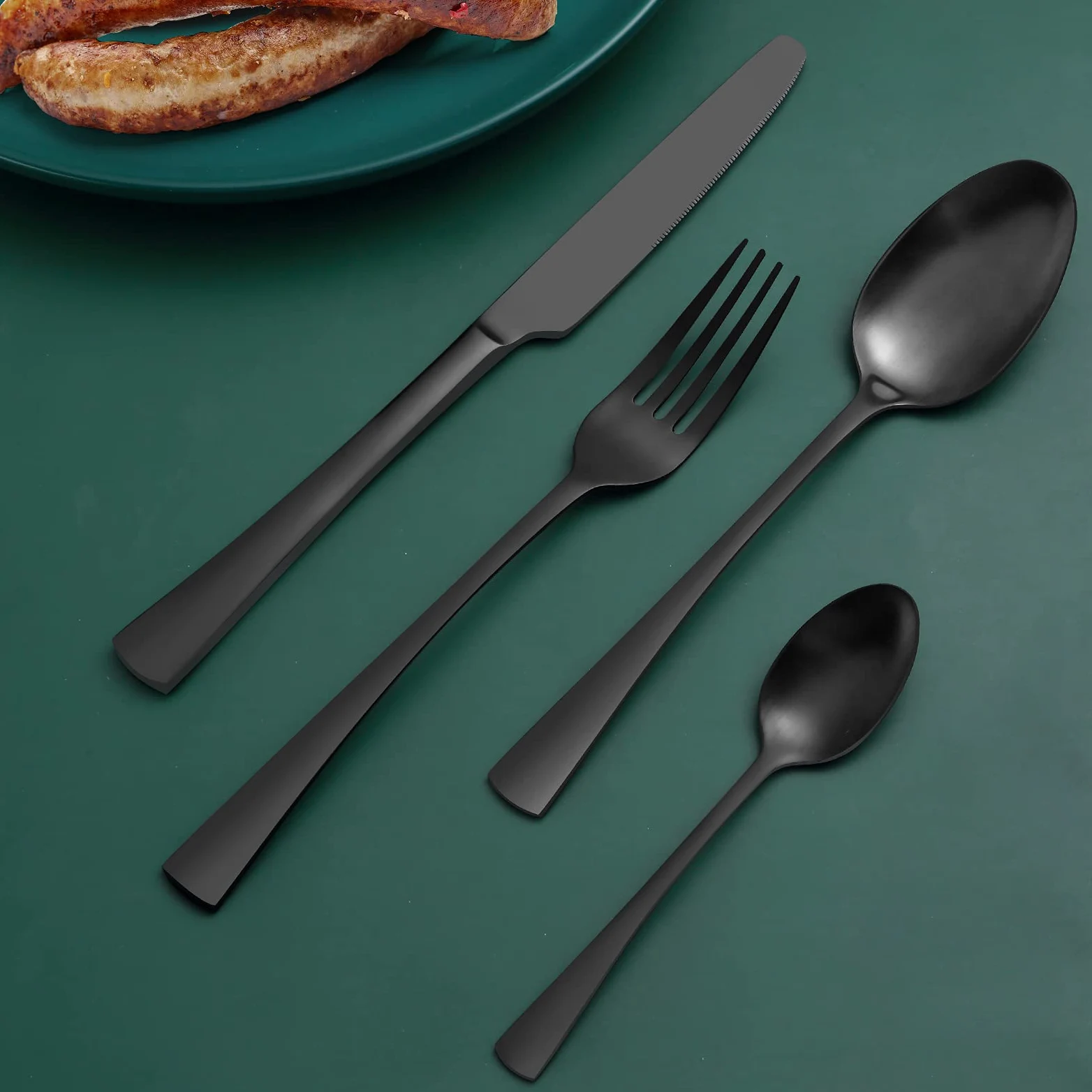Bestdin set couverts de table noir 6 personnes, ensemble de couverts inox 24 pièces, Comprend des couteaux/fourchettes/cuillères, fini mat et lavable au lave-vaisselle, facile à nettoyer