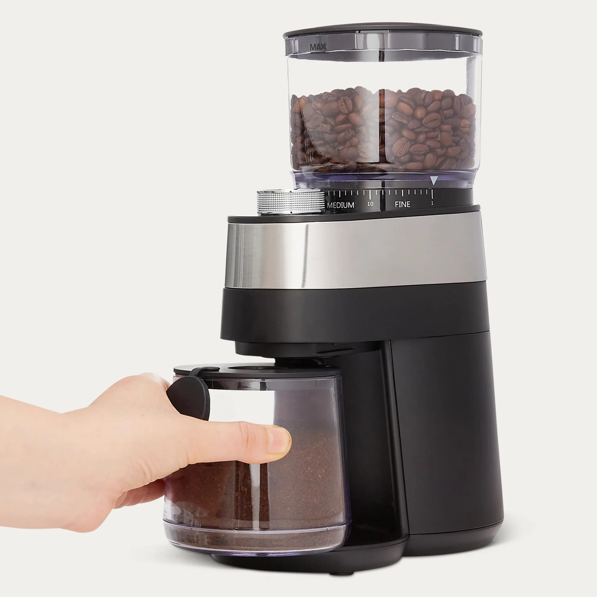 Amazon Basics Moulin à café électrique avec 30 réglages pour cafetière à piston, café filtre et espresso, noir