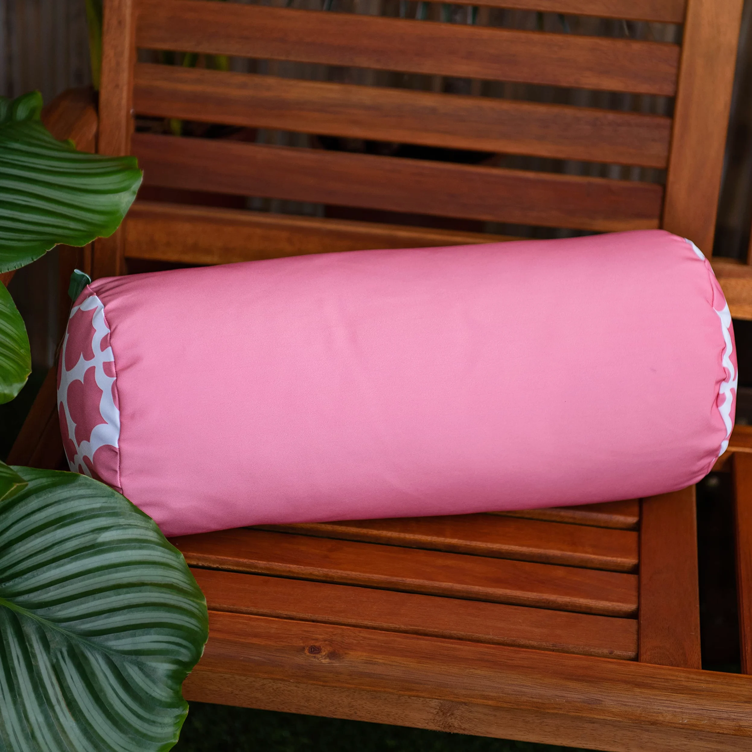 Gardenista Coussin Renforcé de Jardin Extérieur | Patio Fauteuil en Rotin Meubles à Motifs Coussin | Étanche | Rembourrage en Flocons de Mousse Hypoallergénique (Solid/Arabesque Pink)