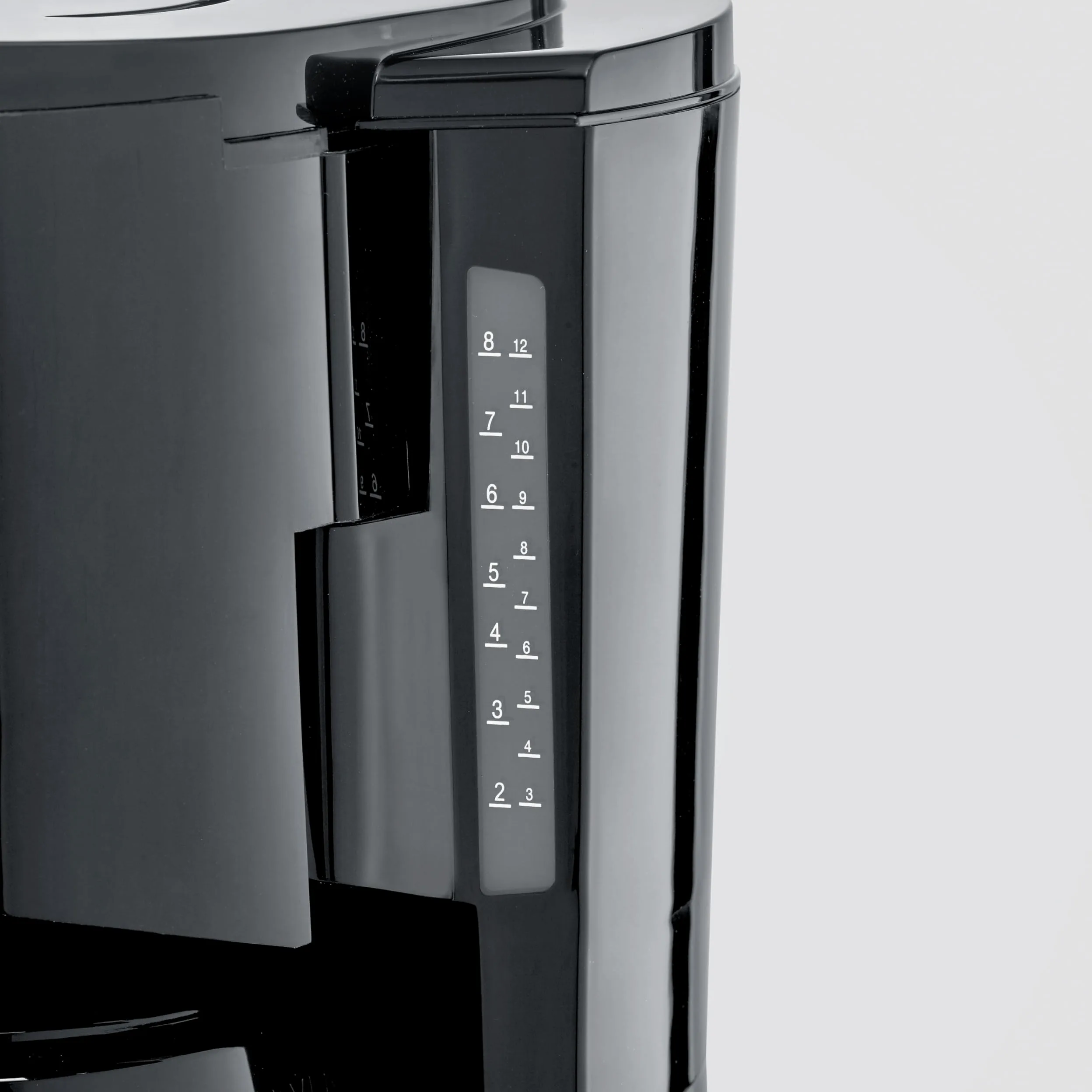 SEVERIN Cafetière Filtre Isotherme Duo, 2 X 1000 W, Jusqu'à 2L soit 16 tasses, 2 verseuses isothermes, 2 filtres pivotants, Noir, KA 9315