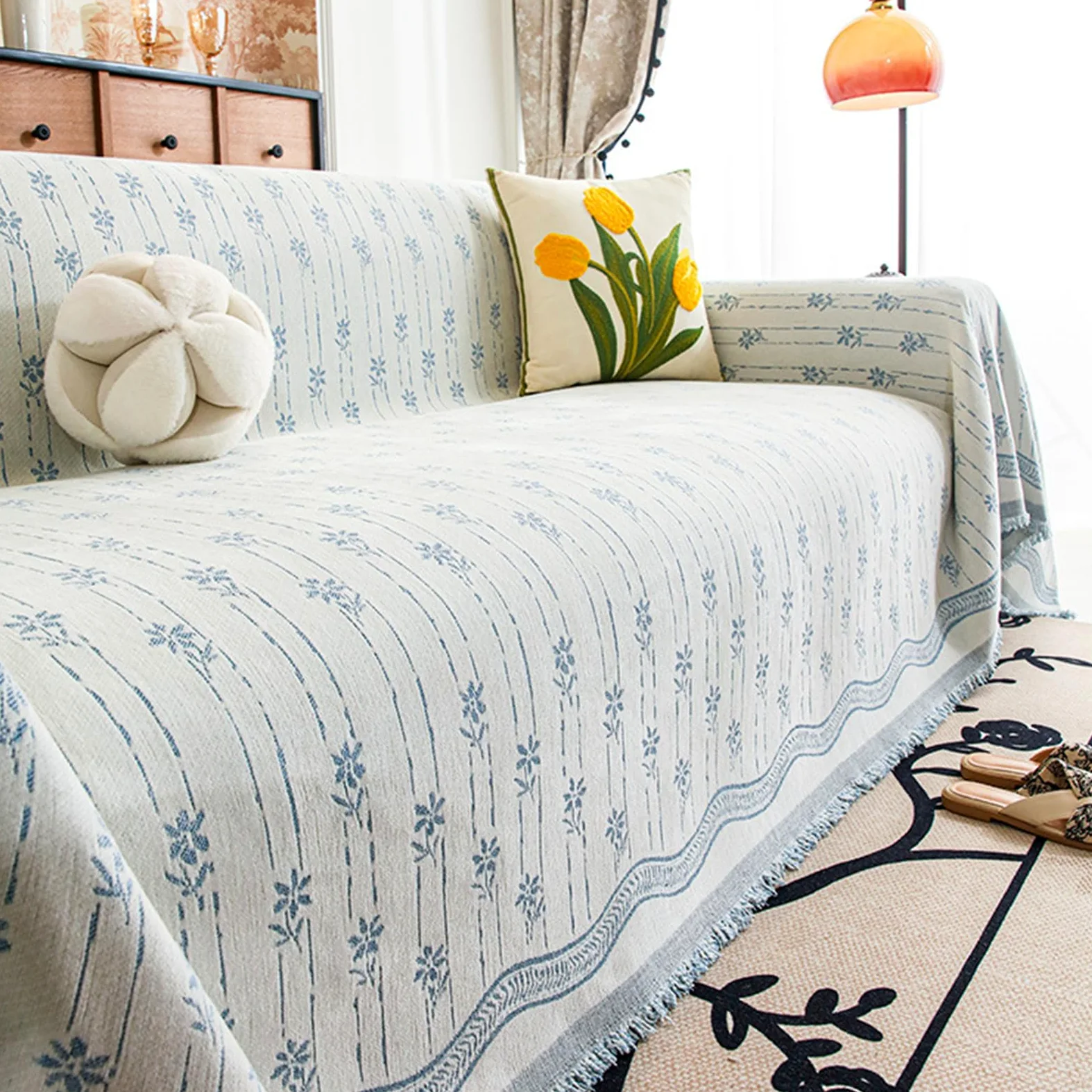 Housse de canapé antidérapante - Motif géométrique jacquard rayé avec pompons - Lavable - 180 x 460 cm - Housse de protection durable pour meubles de maison