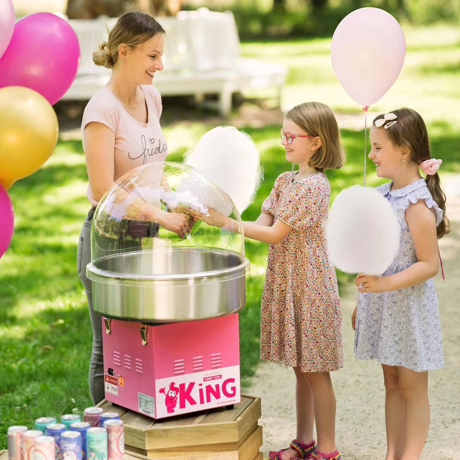 Royal Catering Machine à Barbe à Papa Professionnelle RCZK-1200E (diamètre de la cuve 52 cm, 1 200W, rendement horaire 1 portion/30-60 s, 52x52x50cm, avec Couvercle de Protection)