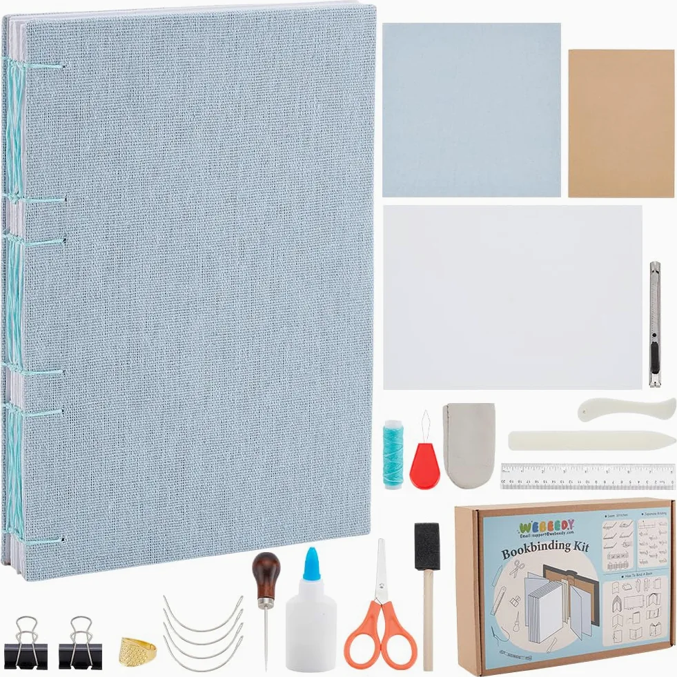WEBEEDY Bricolage Kit de Reliure à Long Point 61 Pcs Kit de Reliure à Main comprenant Pince à Os, Poinçon à Papier, Aiguilles à Gros Yeux, Fil de Cire, Colle, Règle, 15X21cm(A5)