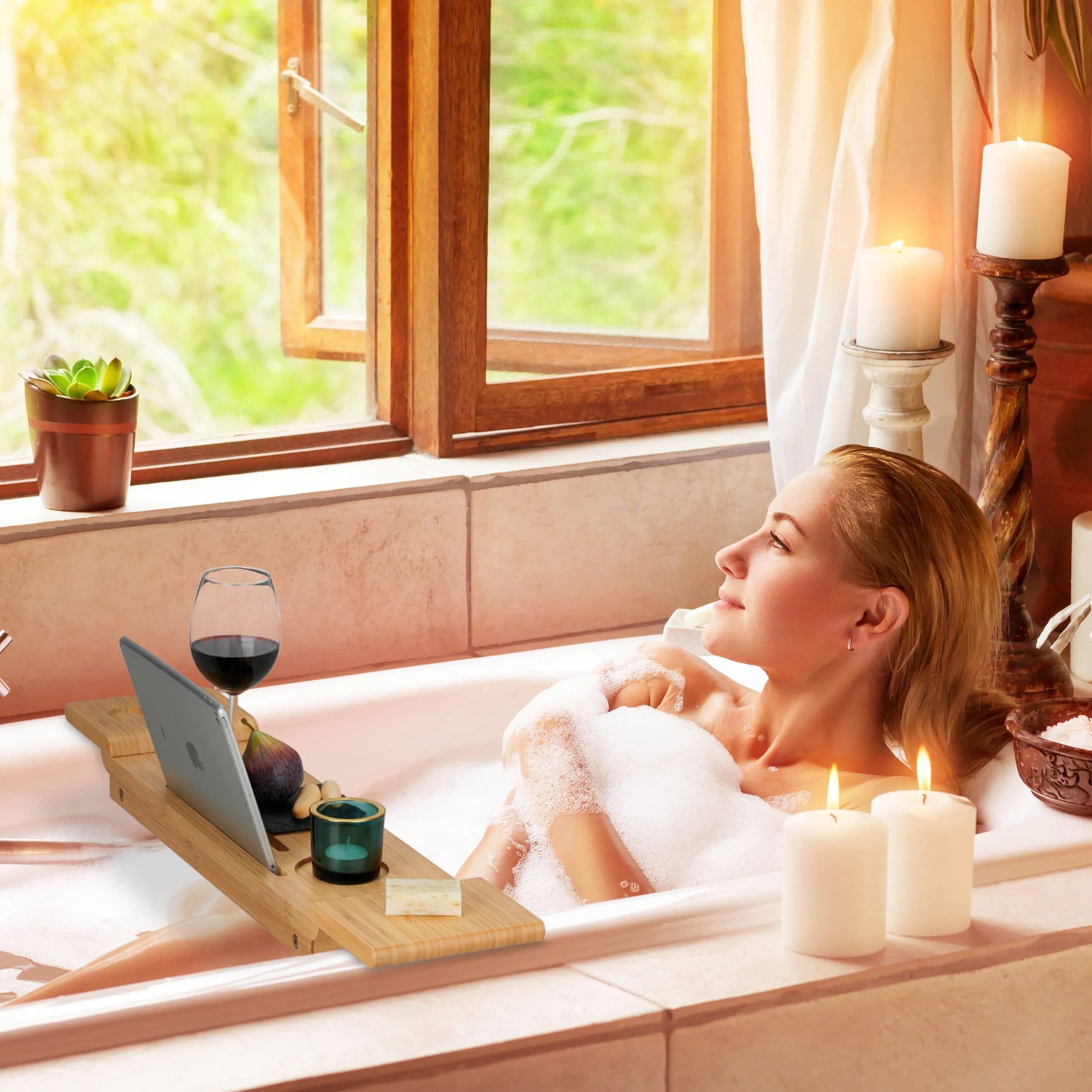 Relaxdays Plateau de Baignoire, en Bambou, Largeur : 70 cm, Pont pour Verre, téléphone, Tablette, à accrocher, Nature